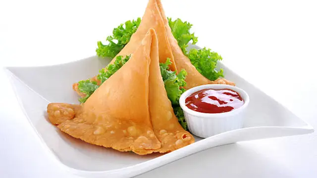 आलू का समोसा रेसिपी (Aloo Samosa Recipe)