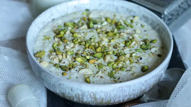 Vratwali Kheer kaise Banaye: व्रतवाली खीर को आप घर पर ऐसे बनाएं