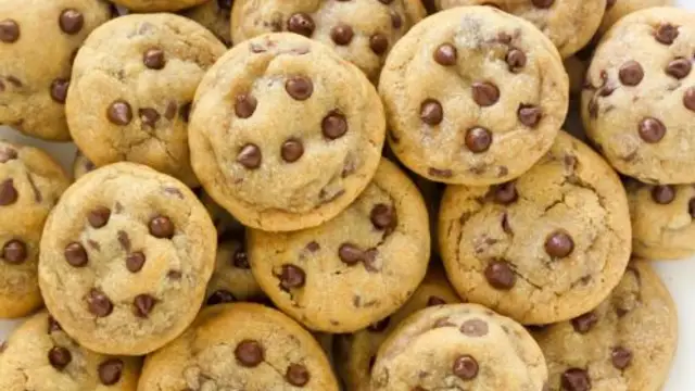 Choco Chip Cookies ( चोको चिप कुकीज)