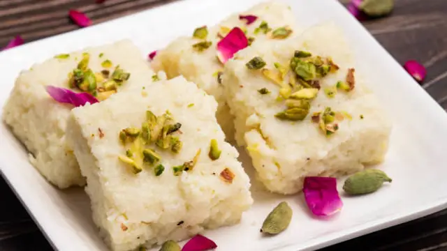 कलाकंद रेसिपी (Kalakand Recipe)