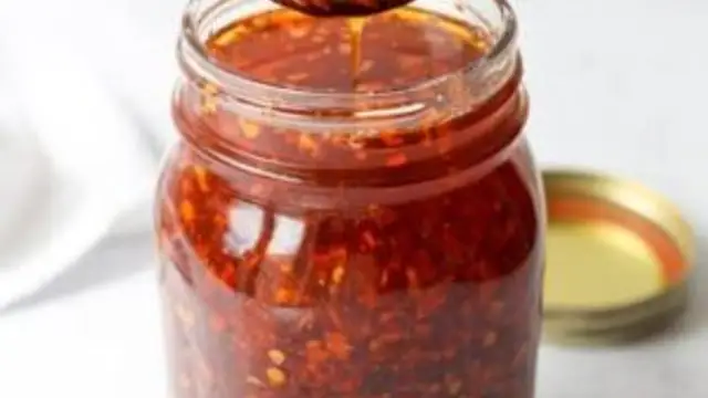 हॉट हनी चिल्ली ऑयल ( Hot Honey Chilly Oil Recipe )