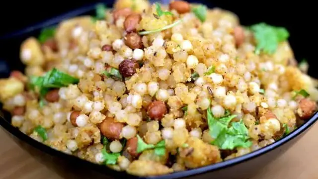 Sabudana Khichdi Recipe: स्वाद से भरपूर व्रत साबूदाना खिचड़ी रेसिपी