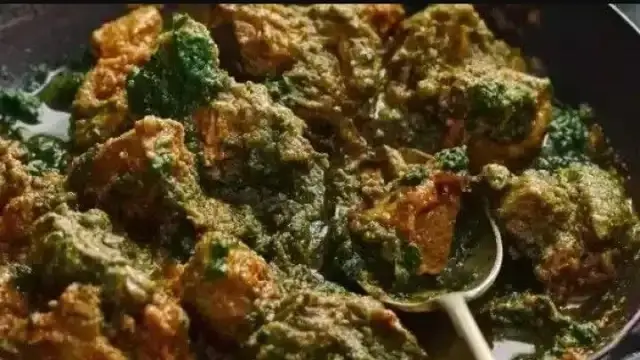 घर पर बनाएं होटल जैसा साग गोश्त, खाते ही मुंह से निकलेगा वाह!