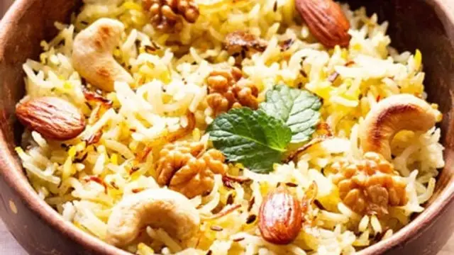 कश्मीरी पुलाव रेसिपी (Kashmiri Pulao Recipe)