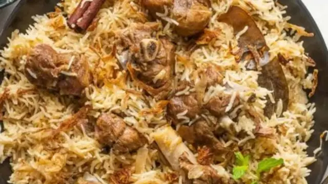 Sunday Special Dish: असली कश्मीरी मटन यखनी पुलाव का लेना है मजा, तो नोट कर ये ख़ास रेसिपी