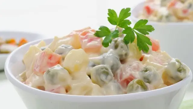 Russia Salad Kaise Banaye – पौष्टिक और स्वादिष्ट रूसी सलाद ऐसे बनाएं
