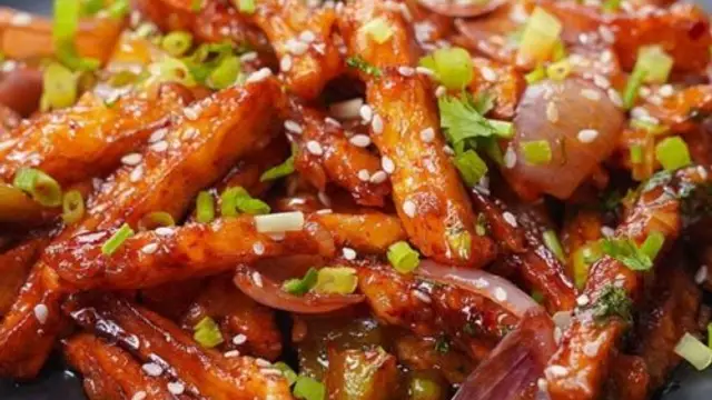Honey Chilli Potato Recipe : जानिए कैसे हनी चिली पोटैटो को झटपट आप बना सकते हैं, इस चायनीज़ डिश के फैन हो जाएंगे सब