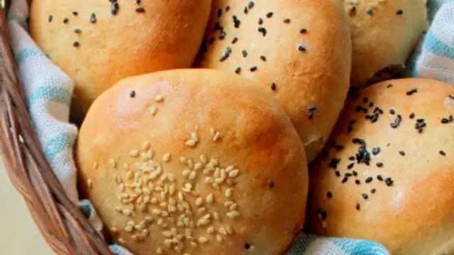 स्टफ्ड मेयो बन रेसिपी ( Stuffed Mayo Bun Recipe )
