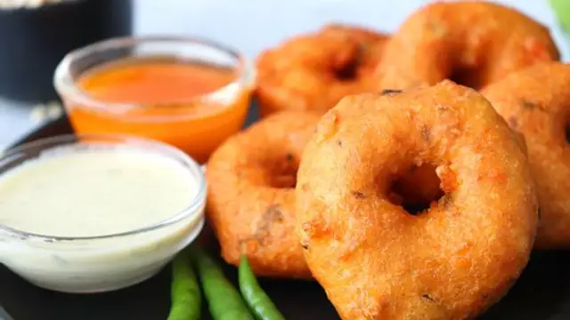 मेदू वडा रेसिपी (Medu Vada Recipe)