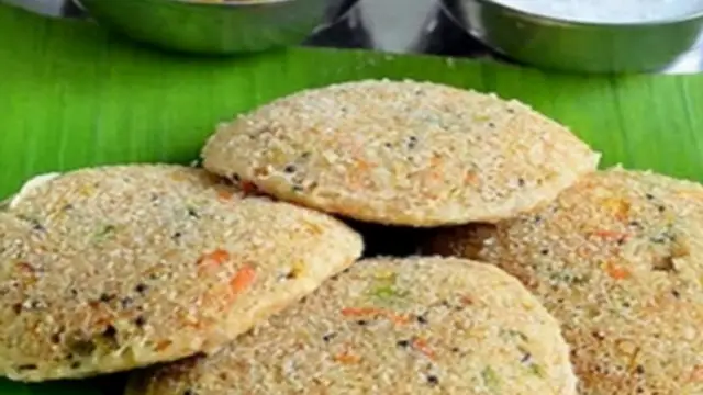 Breakfast Recipe: नाश्ते में खाना है कुछ हेल्दी और टेस्टी, ओट्स से बनी हुई इडली को करें ट्राई